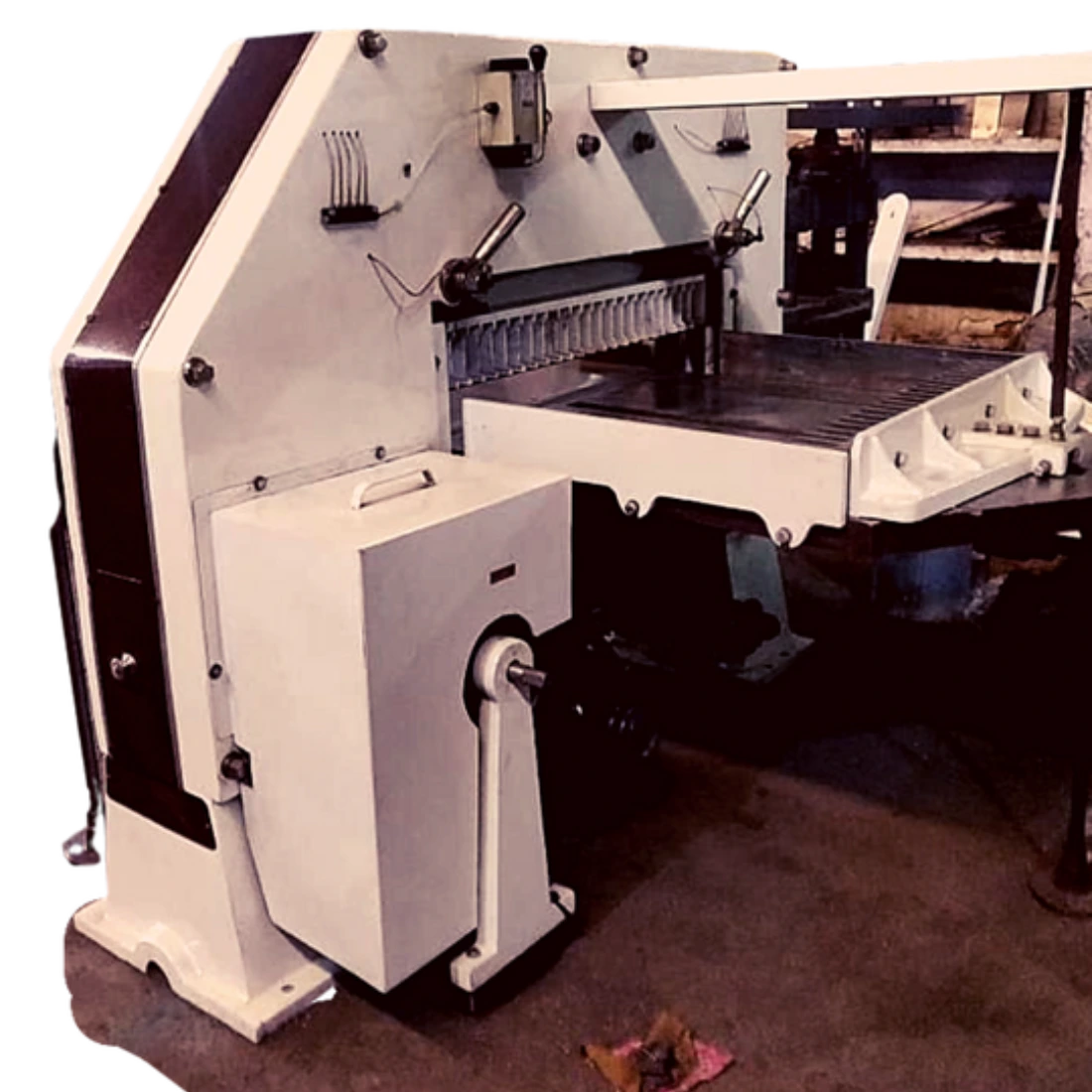 Fully Automatic Paper Cutting Machine (Self Clamp)