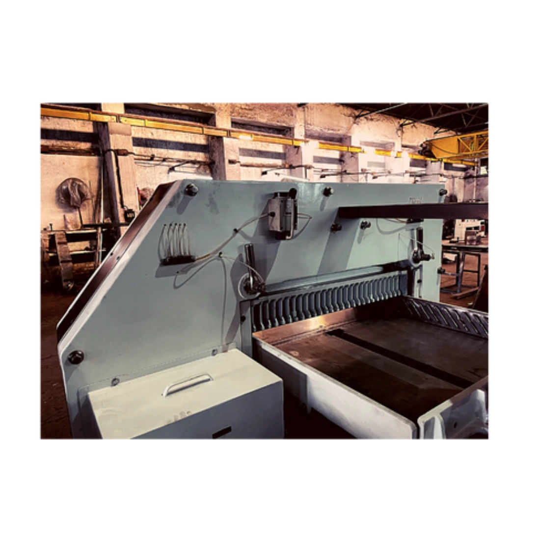 Fully Automatic Paper Cutting Machine (Self Clamp)