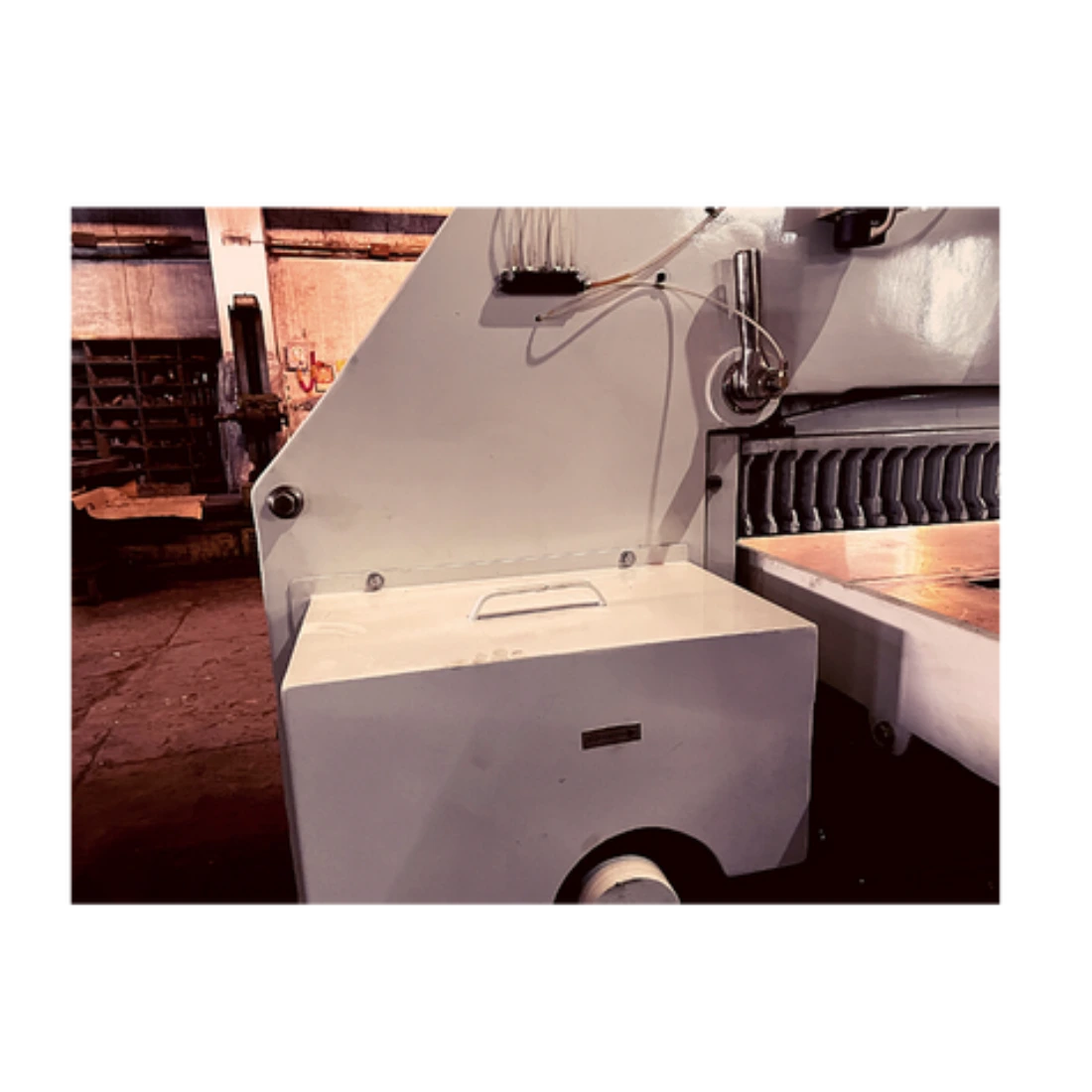 Fully Automatic Paper Cutting Machine (Self Clamp)