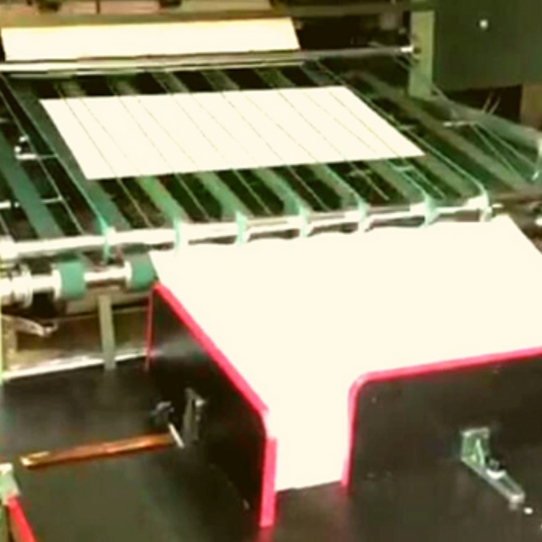 High Speed Reel to Sheet Cutter (Servo Type)