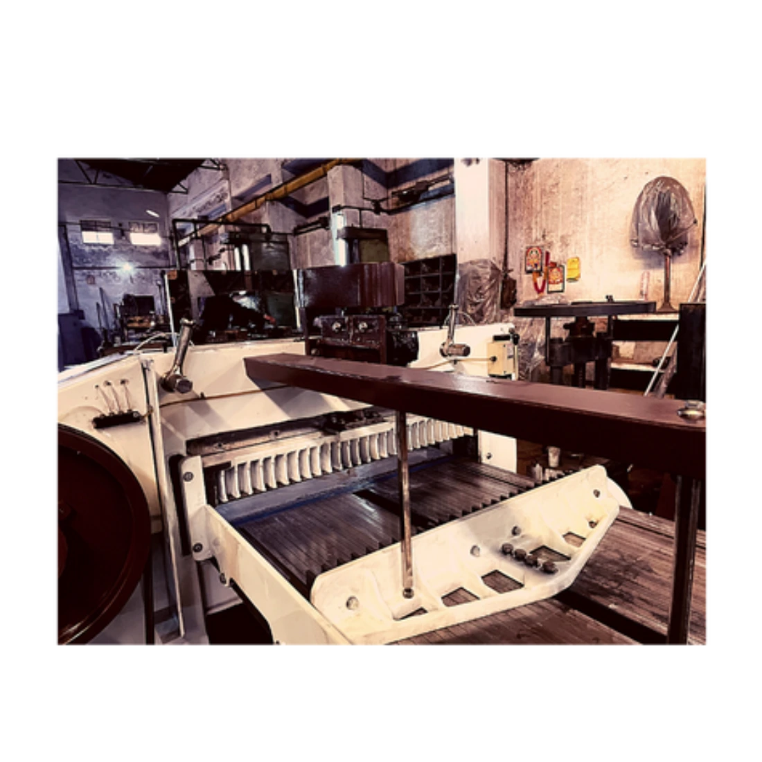 Semi Automatic Paper Cutting Machine with 3 Motor