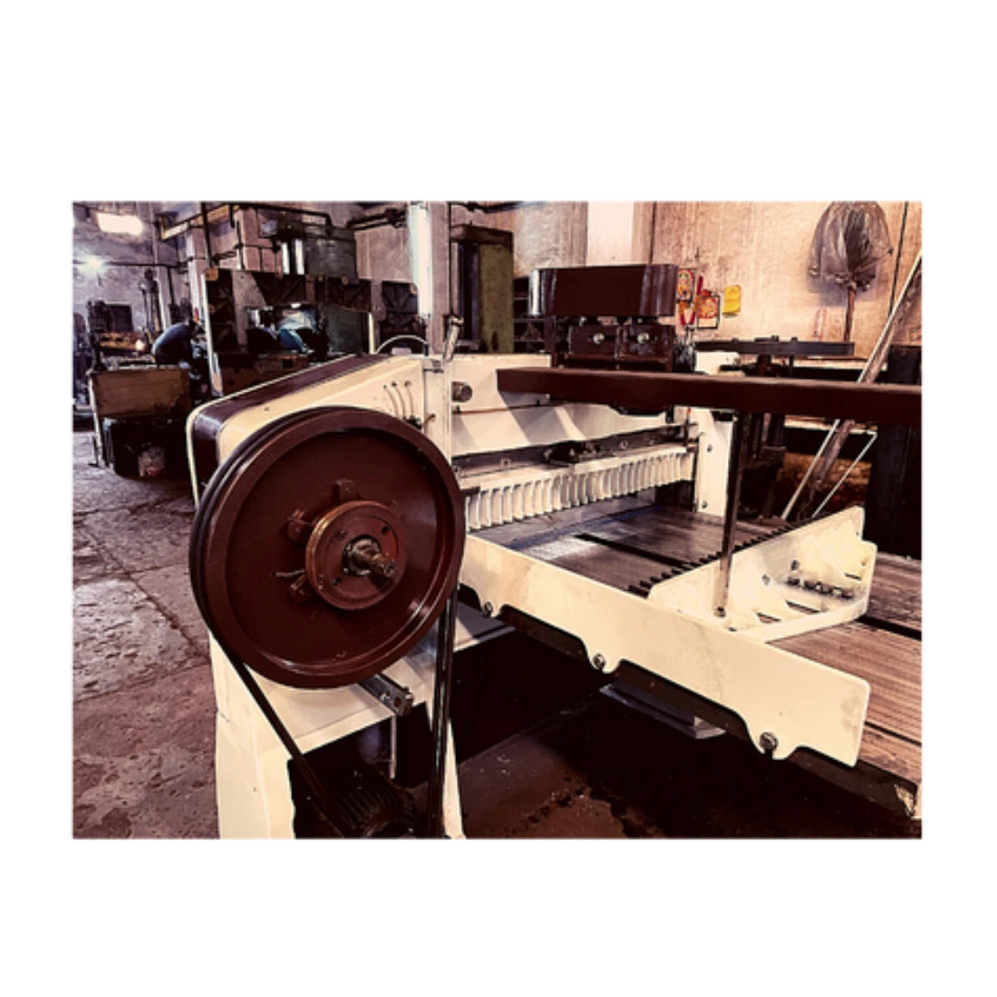 Semi Automatic Paper Cutting Machine with 3 Motor